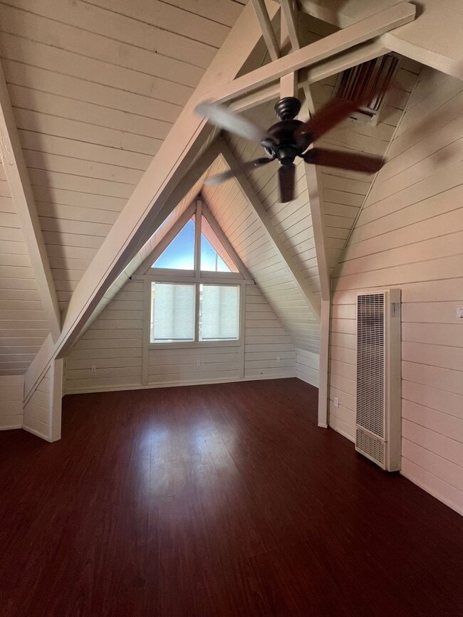 Foto del edificio - Cozy 1 Bedroom Apartment Located Near Free...
