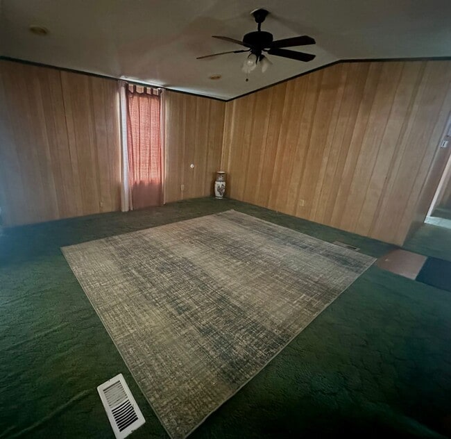 Foto del edificio - 3-bedroom, 2-bathroom Mobile Home Now Avai...