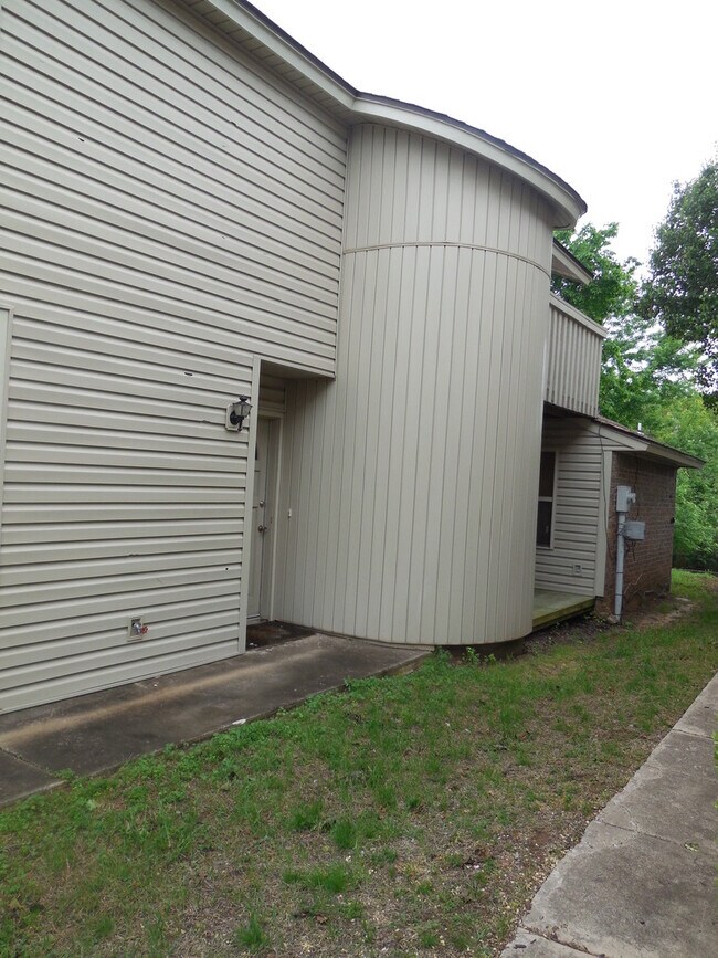Building Photo - 3114 Ridgecrest Ct