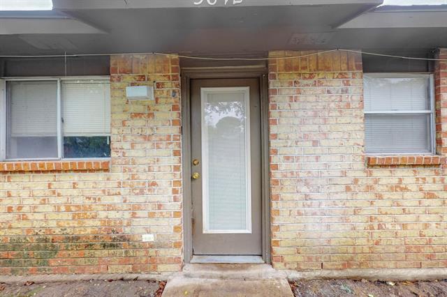 Foto del edificio - 3842 Commonwealth Dr