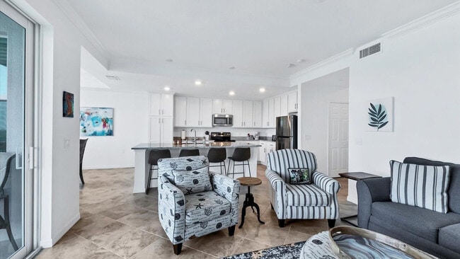Building Photo - 14071 Heritage Landing Blvd