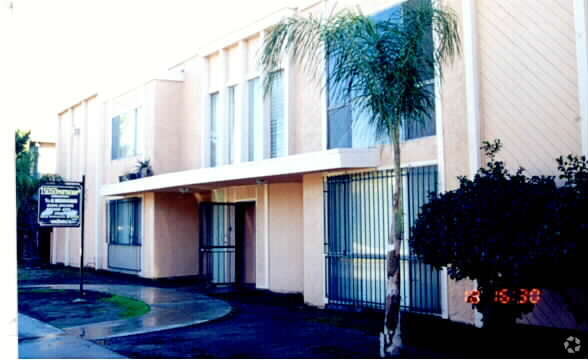 Primary Photo - Rose Terrace