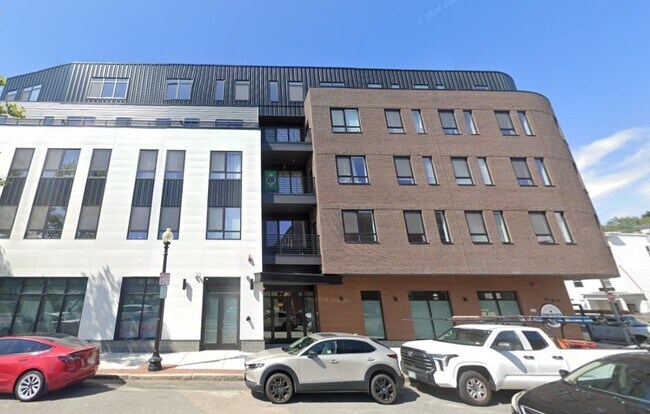 Building Photo - 957 Dorchester Ave
