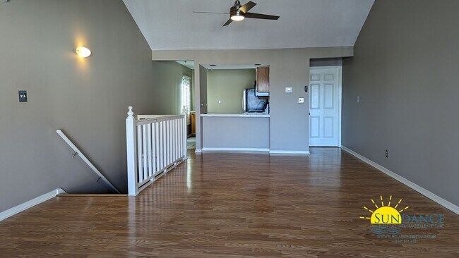 Building Photo - Great 2 Bedroom Condo in Clipper Cove!