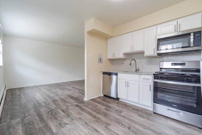 Foto del edificio - Congress Apartment Homes