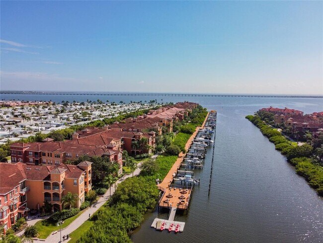 Foto del edificio - 2717 Via Cipriani