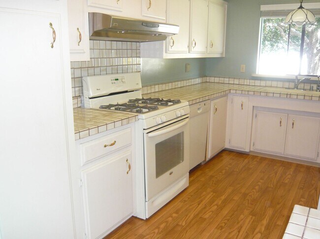 Foto del edificio - Single Level Home in Gated Community