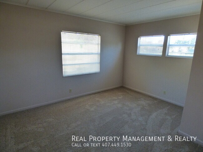 Building Photo - Nice 3 BR / 1 BA Home In Casselberry's Col...