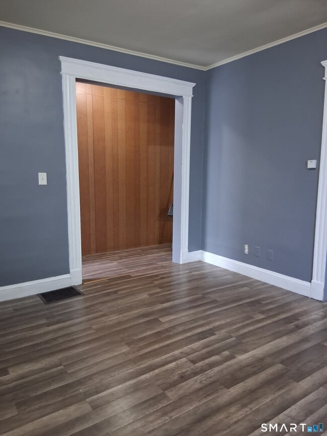 Foto del edificio - 146 Chestnut Ave