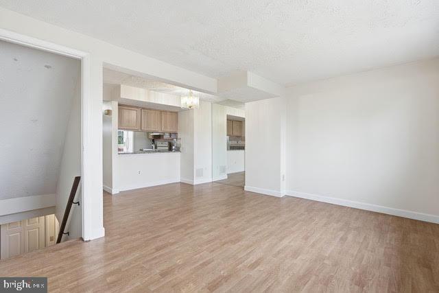 Building Photo - 739 Brethour Ct