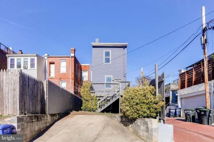 Foto principal - 22 V St NW