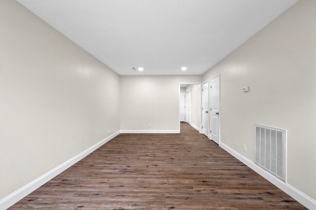 Foto del edificio - 3334 Gundy Dr