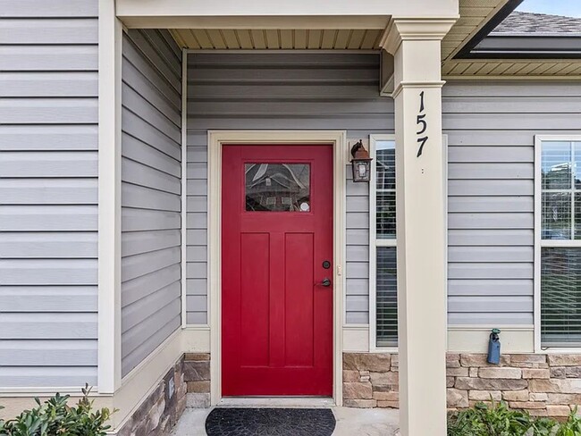 Building Photo - GORGEOUS FOURPLEX HOME - END UNIT