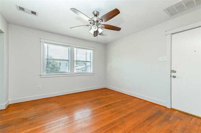 Foto del edificio - 3406 Norhill Blvd