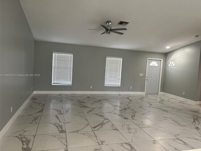 Foto del edificio - 1517 Meadow Rd