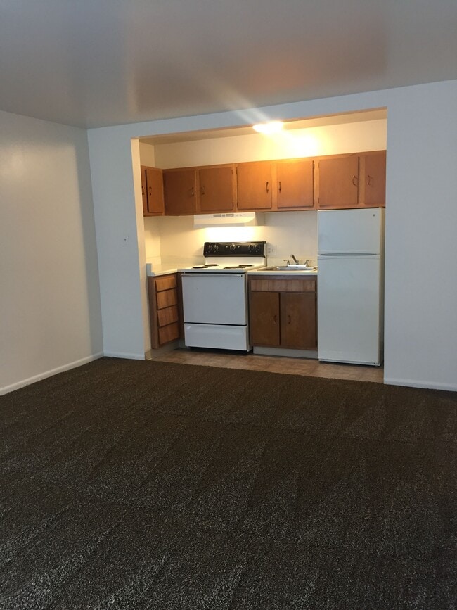 Building Photo - The Arlington