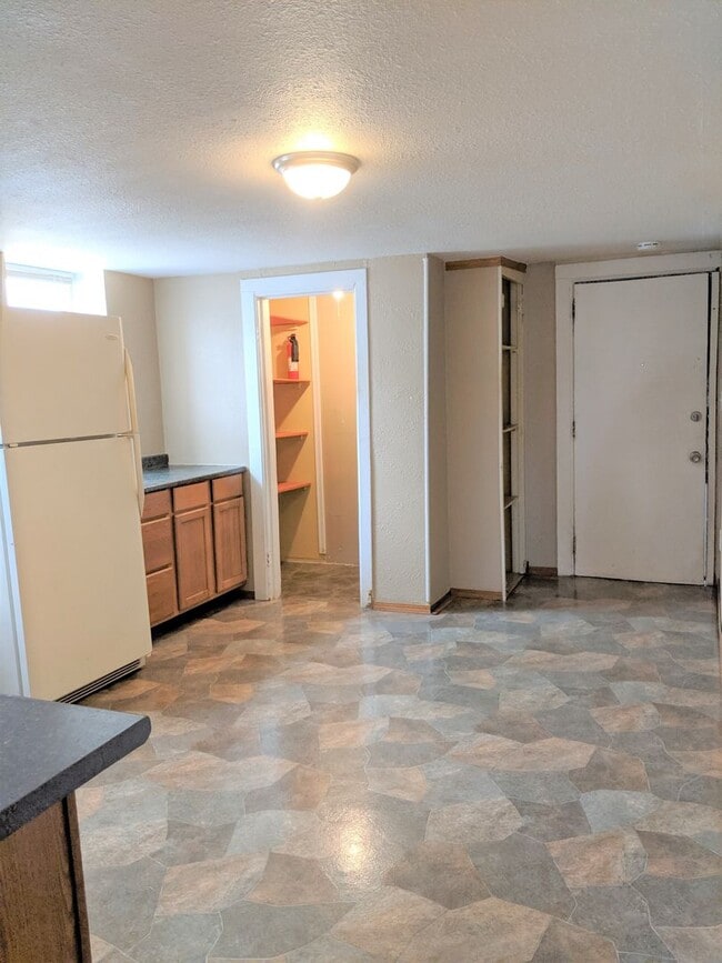 Foto del edificio - 3633 E Squire Ave