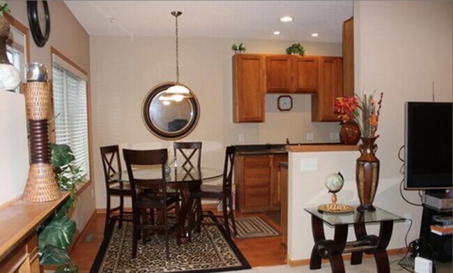 Foto del edificio - 5120 Yuma Ln N