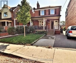 Building Photo - 115 Millicent St