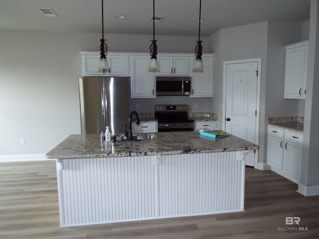 Building Photo - 14720 Chenin Blanc Dr