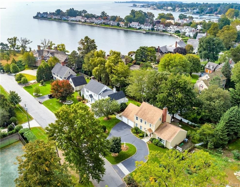 229 Davenport Dr, Stamford, CT 06902 House Rental in Stamford,