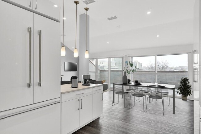 Foto del edificio - 771-781 Harrison Ave