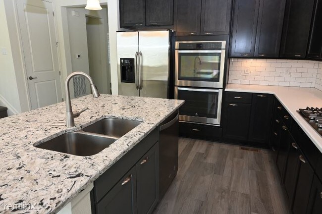 Building Photo - 3 br, 3 bath House - 12594 Stone Creek Ct