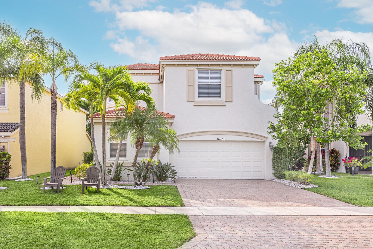 Foto principal - 9053 Dupont Pl