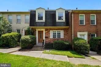 Building Photo - 838 College Pkwy