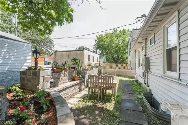 Building Photo - 4243 Cedar Ave S