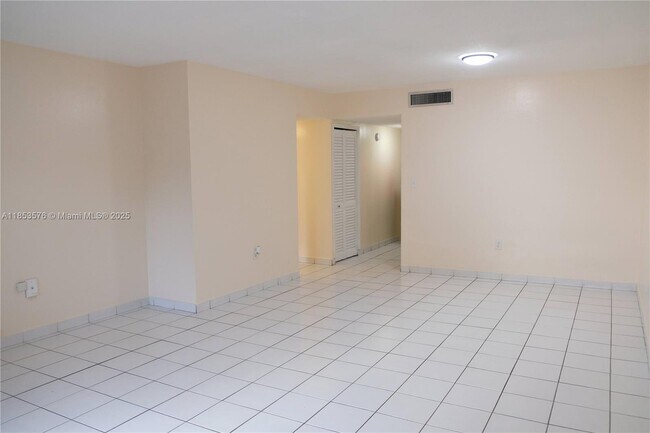 Foto del edificio - 9962 SW 88th St