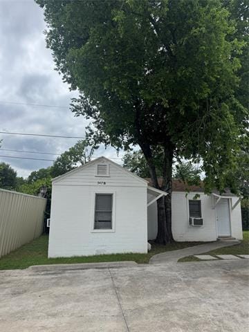 Building Photo - 347 N Cherry Ln