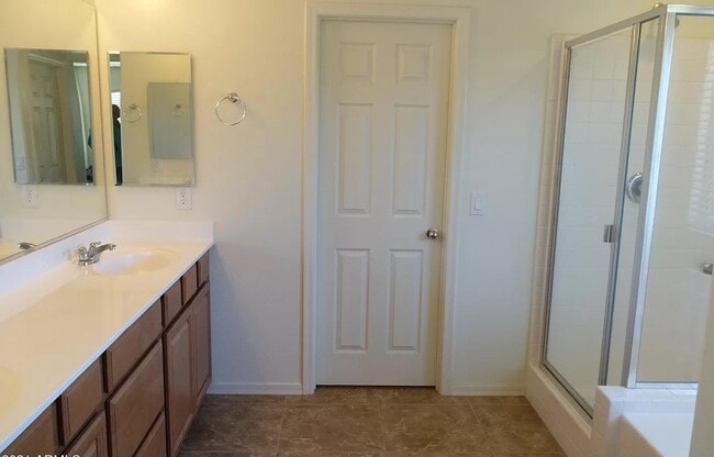 Building Photo - 7314 W Monte Cristo Ave