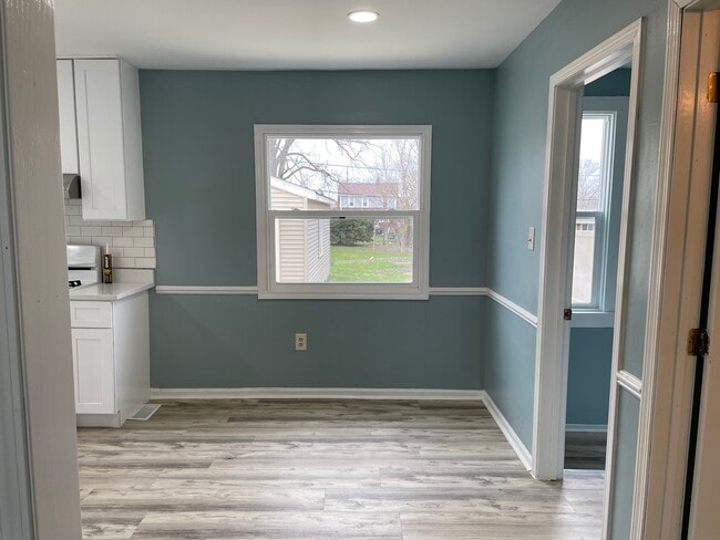 Foto del edificio - 114 E Richmond St