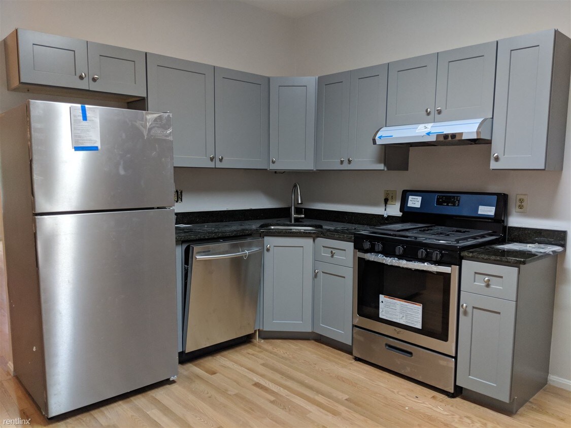 Primary Photo - 2 br, 1 bath Apartment - 3146 Washington St 1
