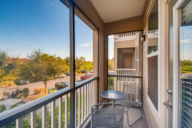 Foto del edificio - 540 Trinity Ln N