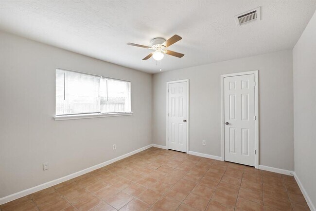 Foto del edificio - 11622 Corkwood Dr