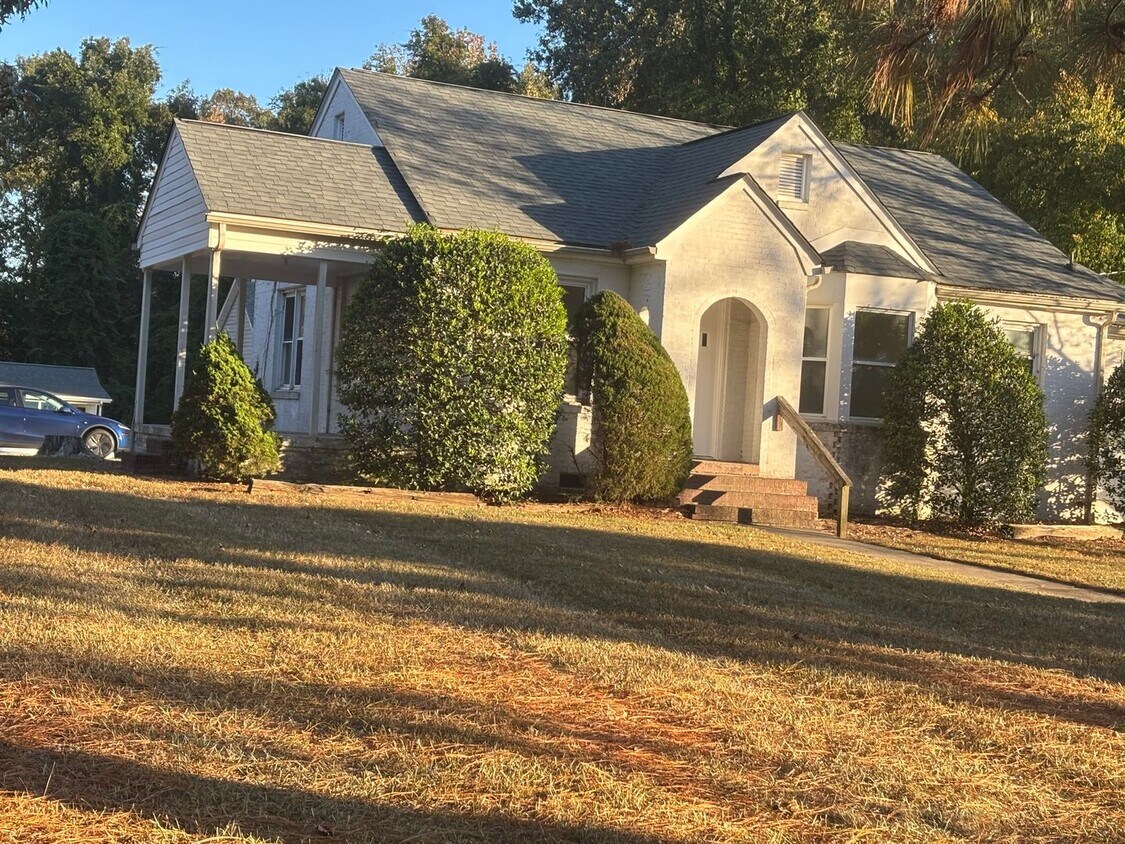 Foto del edificio - 3 Bedroom Spencer, NC Home