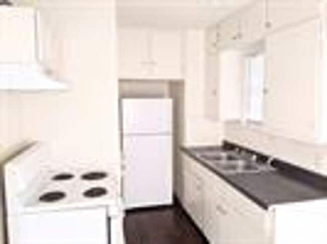 Photo - 6403 Hollis Ave House