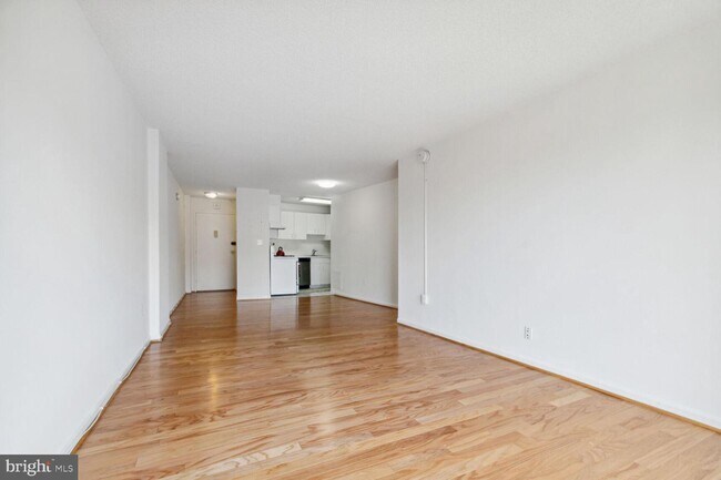 Foto del edificio - 1239 Vermont Ave NW
