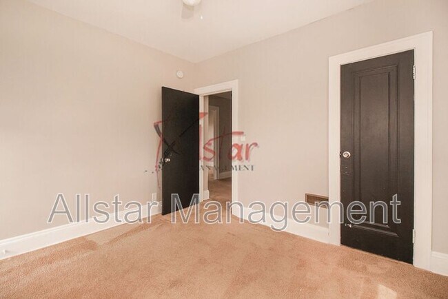 Foto del edificio - 1550 Glenmont Rd