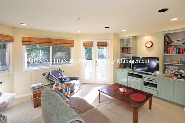 Foto del edificio - Boyle Park 4BD+/3.5BA, Close to town!  Gue...