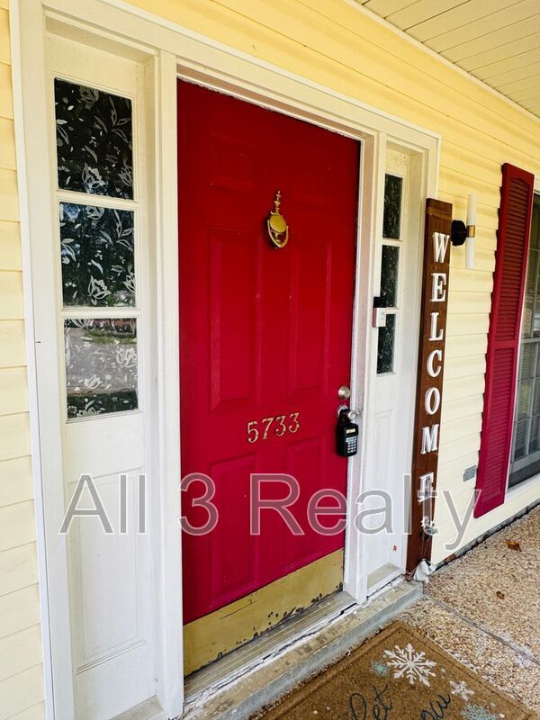 Foto del edificio - 5733 Hitching Post Ct