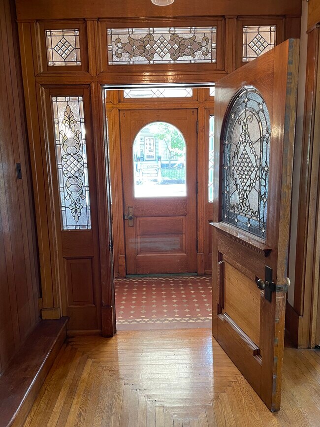 vestibule - 330 4th Ave