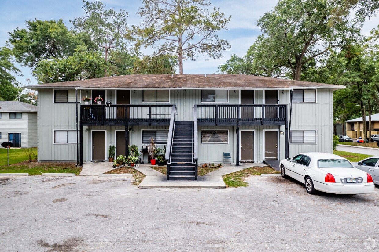 Holly Heights Apartments in Gainesville, FL