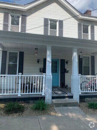 Building Photo - 445 Westminster Ave