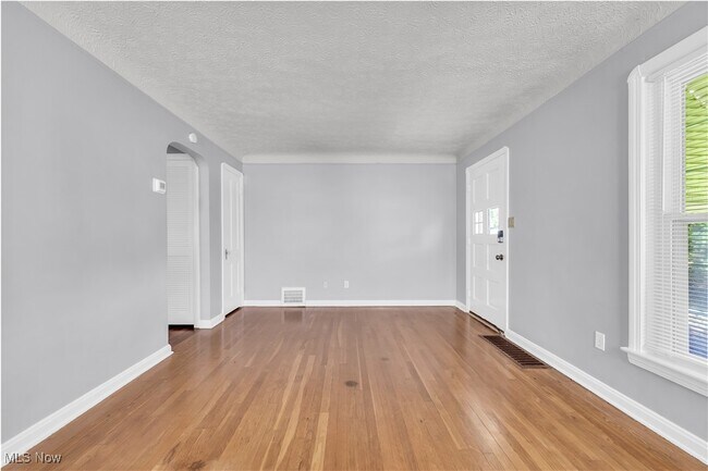 Foto del edificio - 13207 Grannis Rd