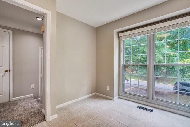Building Photo - 7957 Rebel Walk Dr