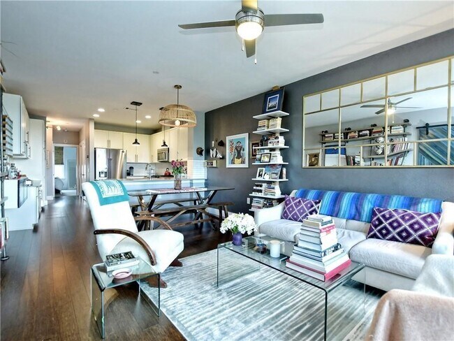 Foto del edificio - 2725 Dulce Ln