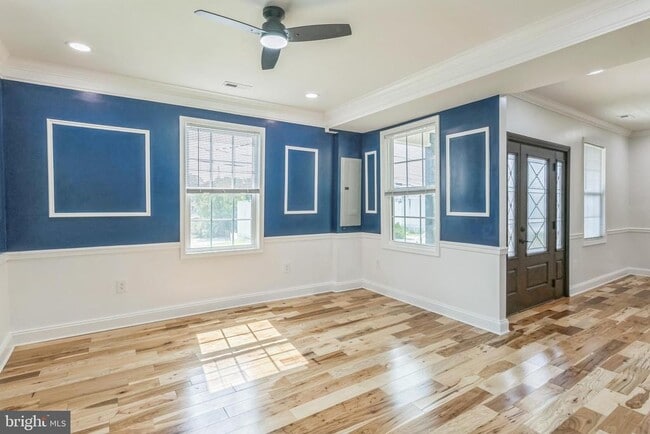 Foto del edificio - 400 Lake St